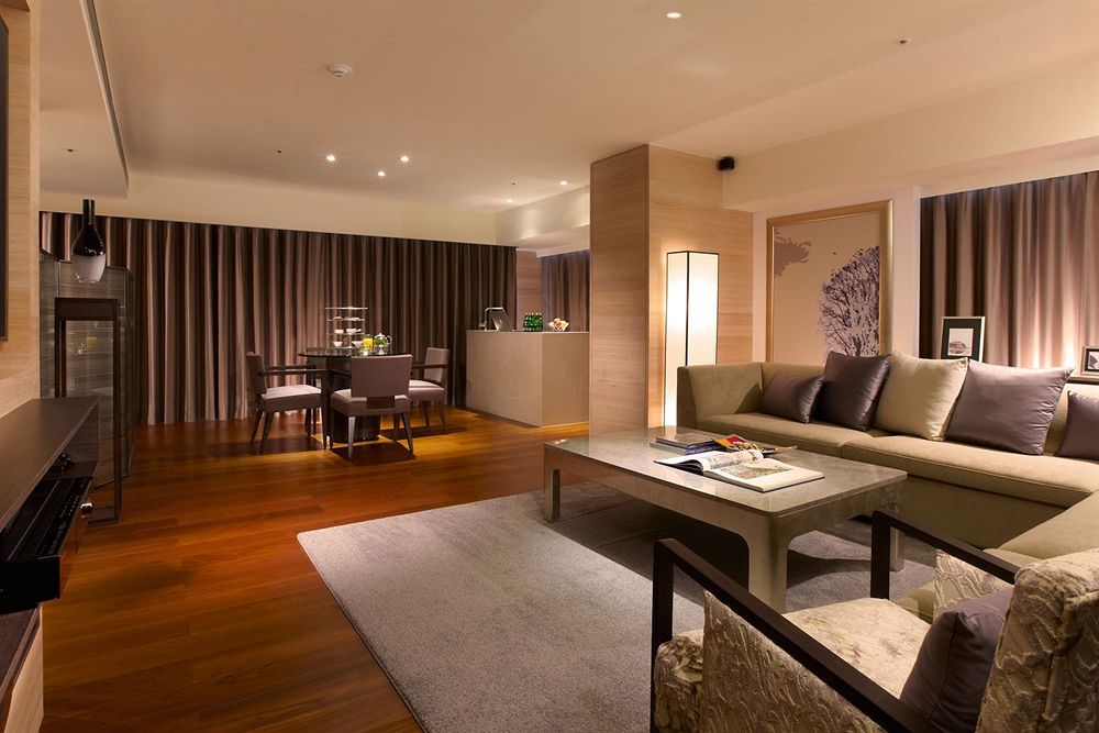 Hotel Cozzi Minsheng Taipei Exterior photo