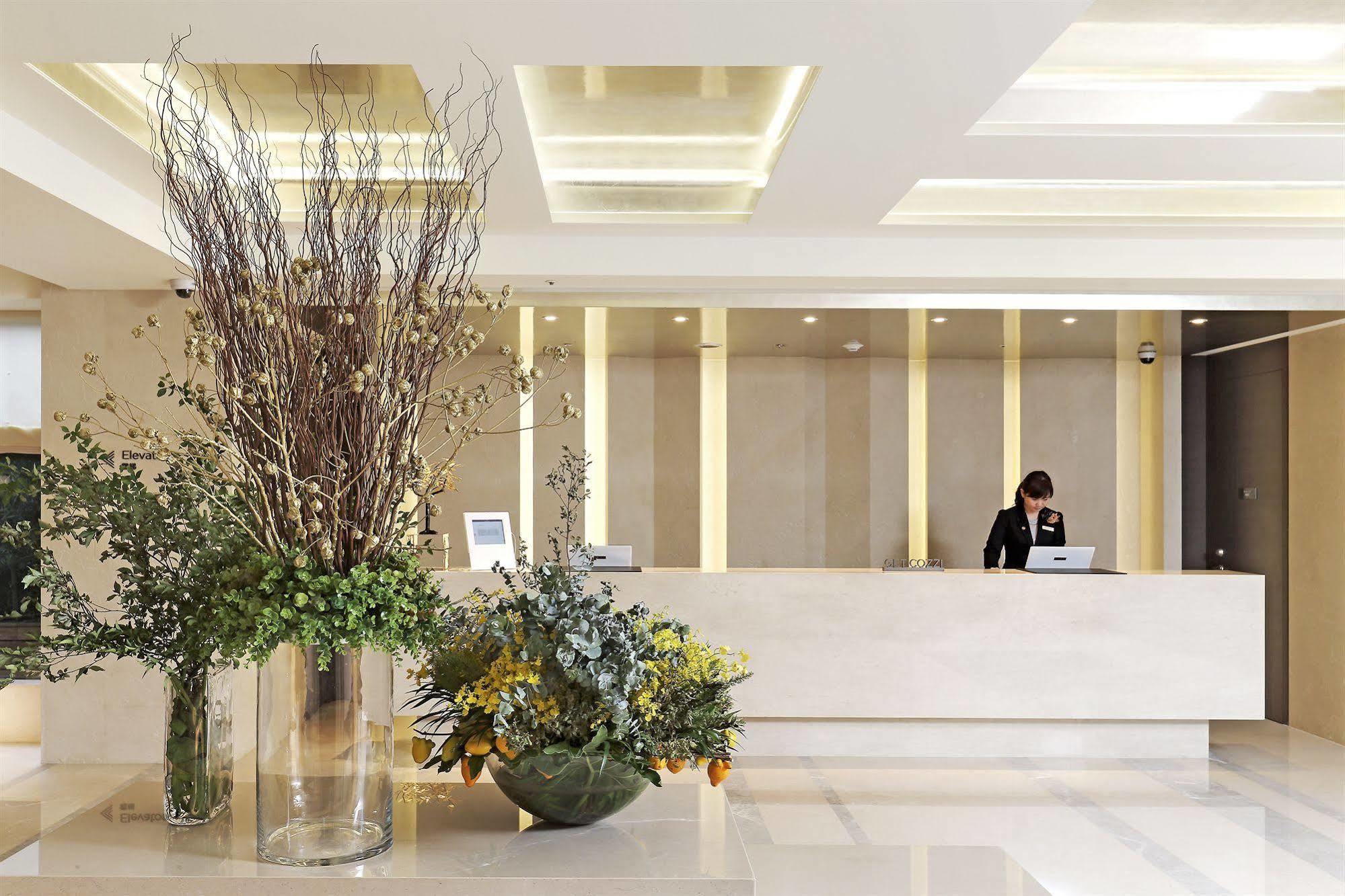 Hotel Cozzi Minsheng Taipei Exterior photo