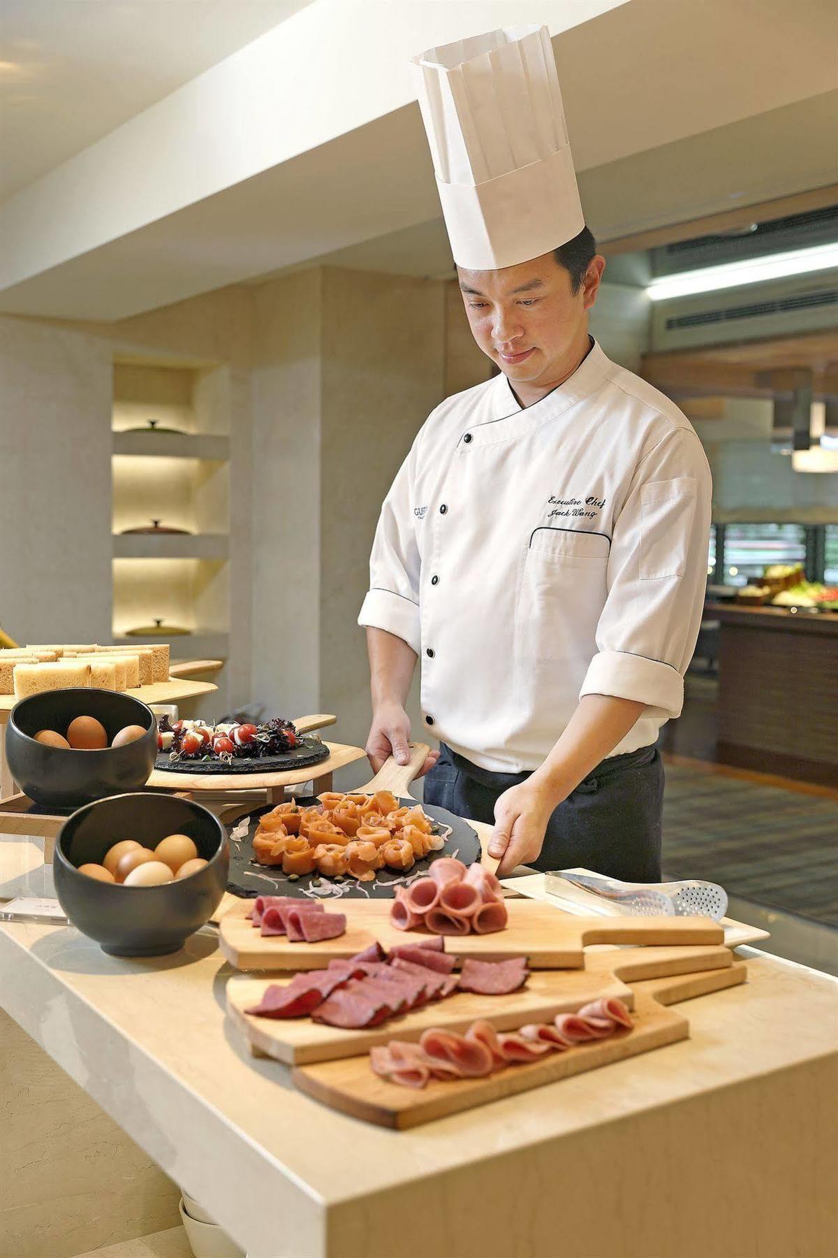 Hotel Cozzi Minsheng Taipei Exterior photo